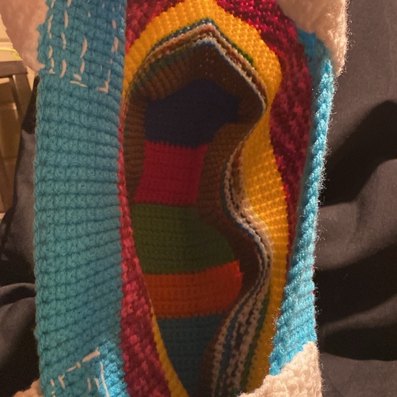 Crochet handbag multicolor with white handles 16” long,9” tall, 5”wide, 9”handle - Picture 2 of 3
